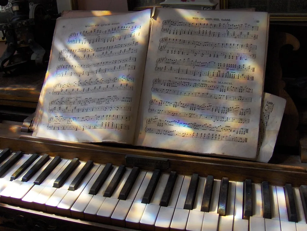 Polyphonie d’un piano numérique : combien de notes vous faut-il ?