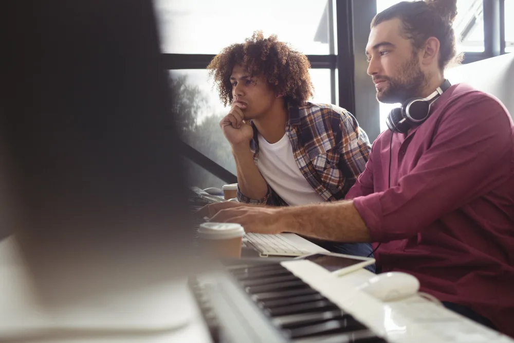 Apprendre le piano adulte : par où commencer, et avec quel piano