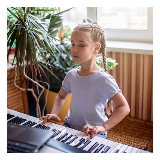 Autre vue du Piano numérique à meuble Leadzm 88 touches lestées